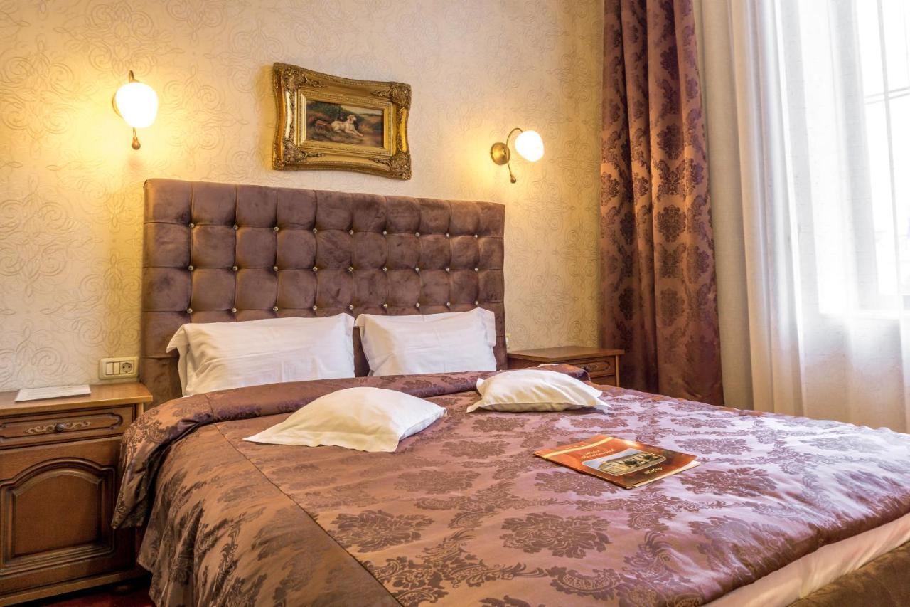 Hotel Ferdinand ฮาเซก ภายนอก รูปภาพ