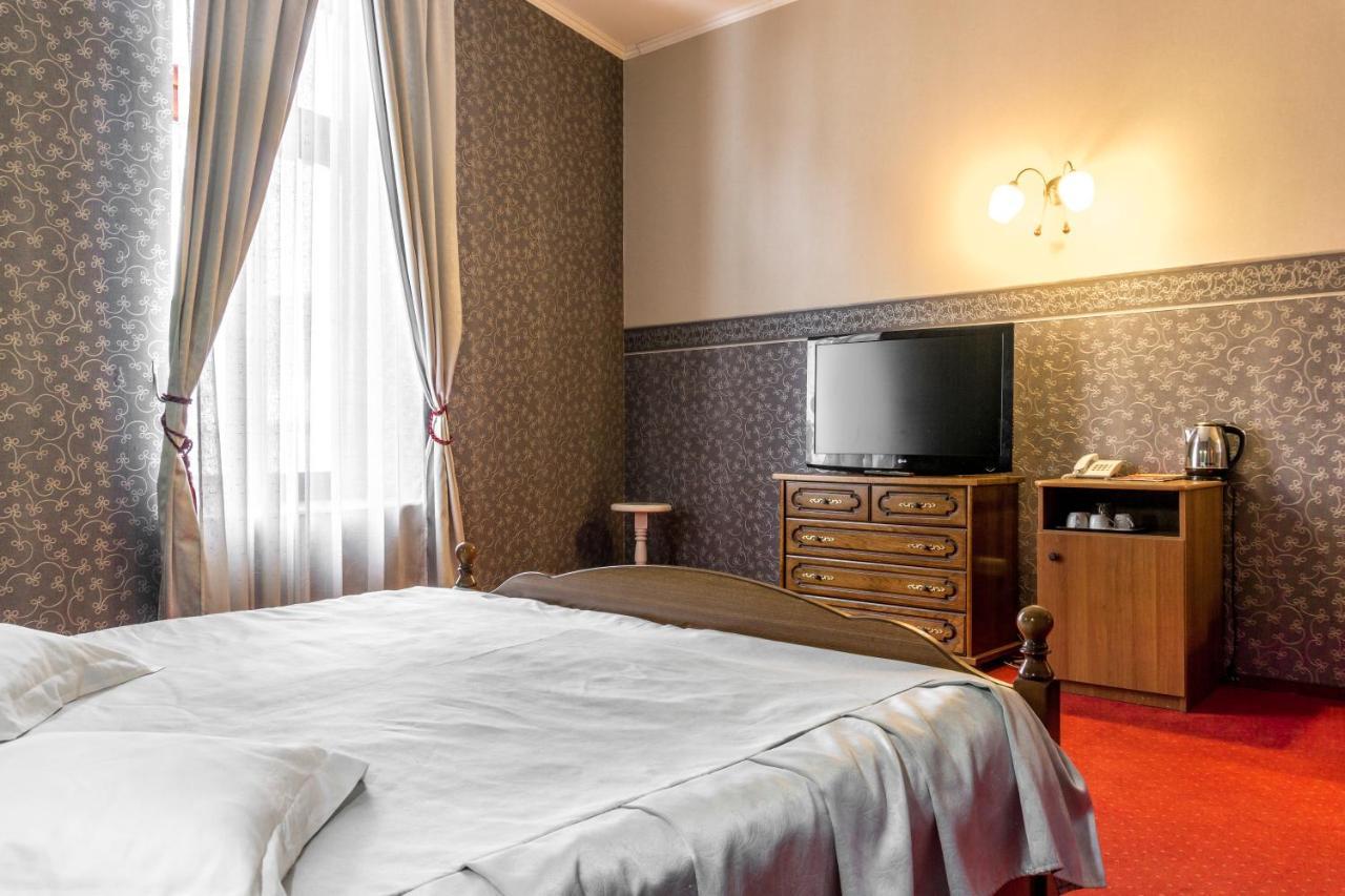 Hotel Ferdinand ฮาเซก ภายนอก รูปภาพ